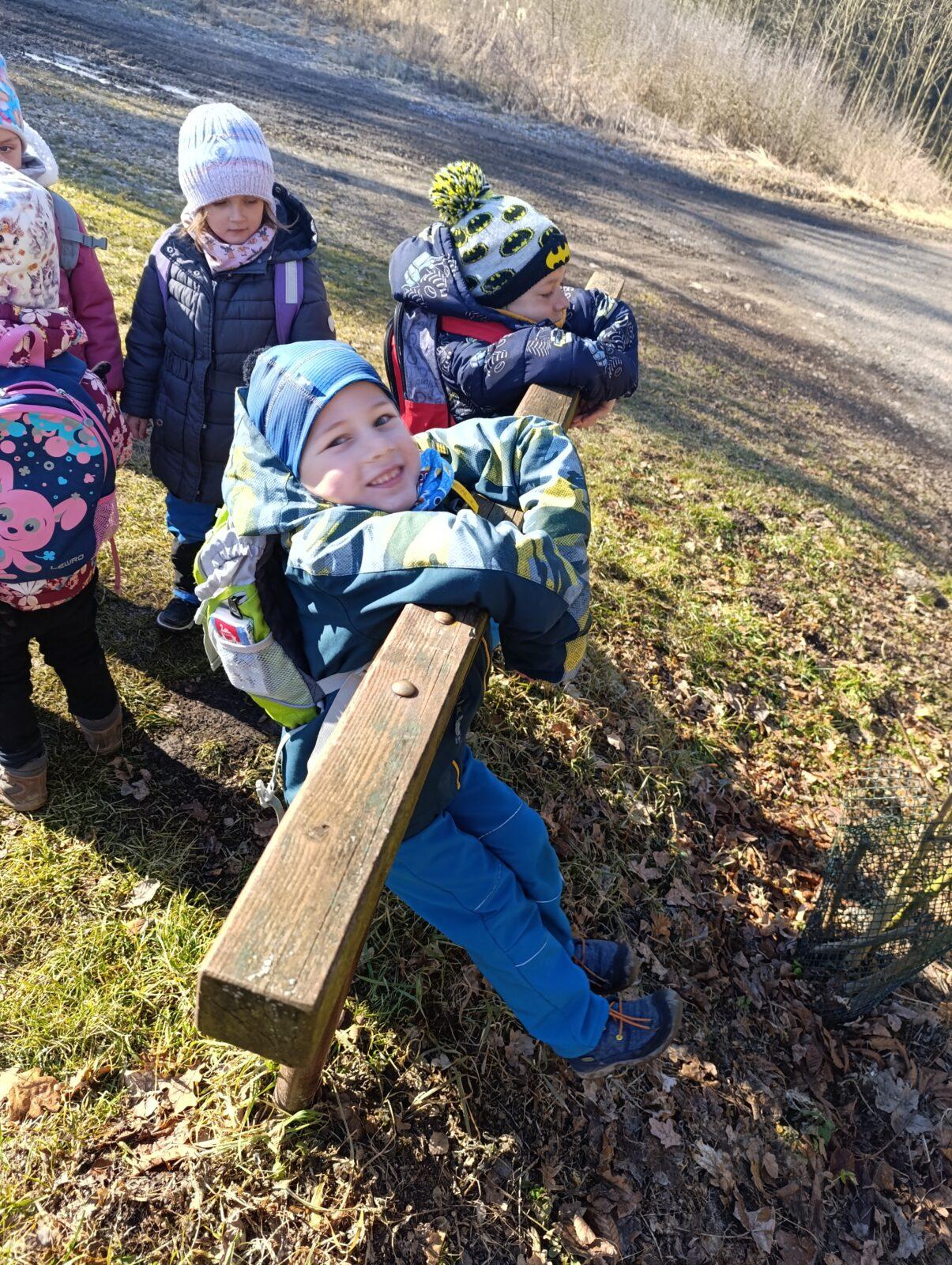 broučci a sovičky: „cestou necestou...“ - 24
