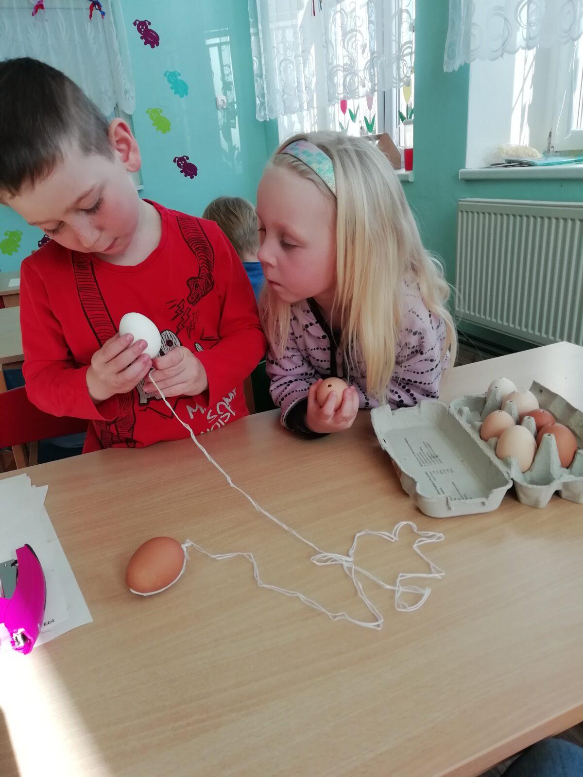 BROUČCI - ,,O ZAKLETÝCH STROMECH, PŘIŠLO JARO DO VSI´´ - 31