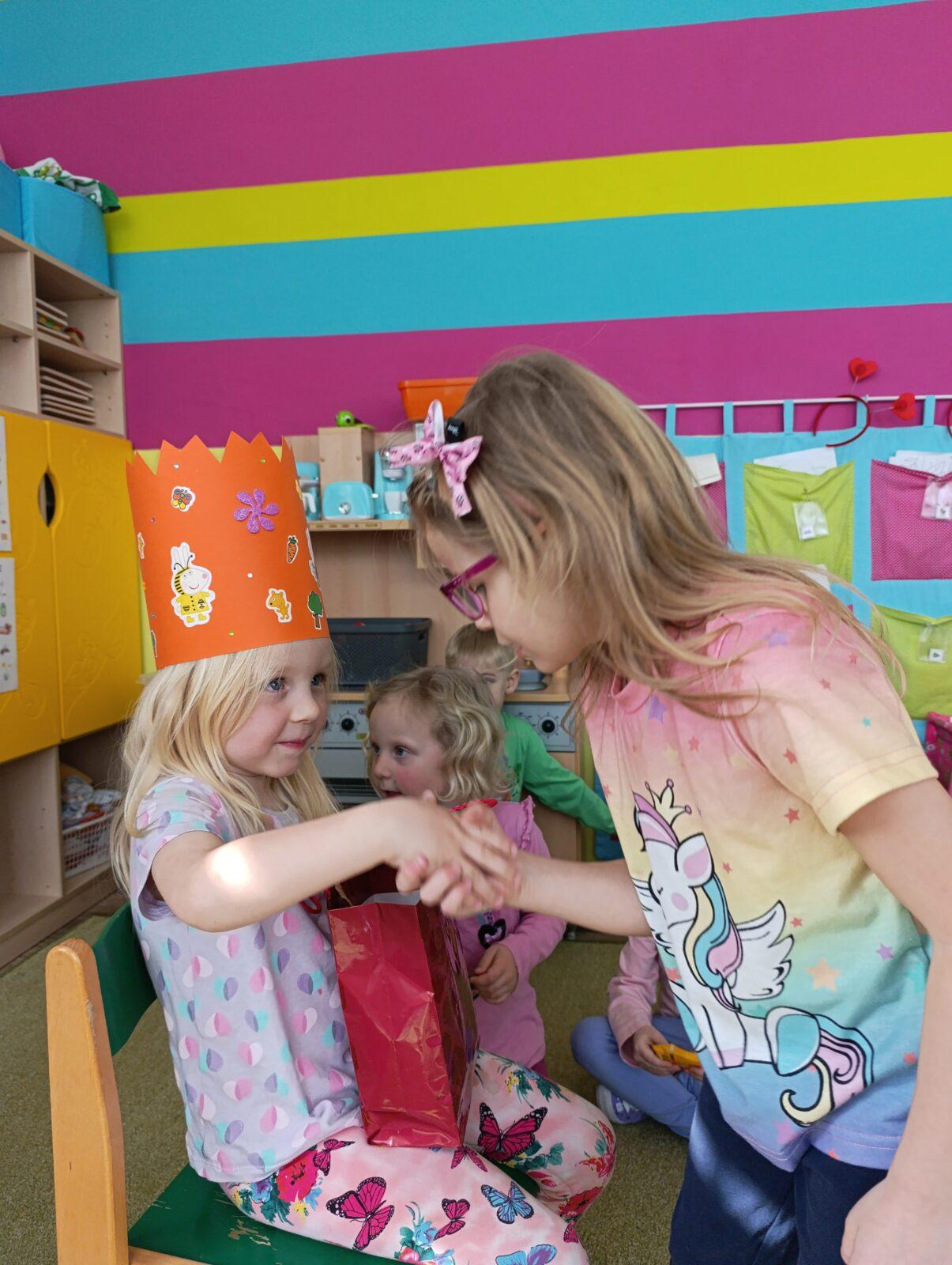 slavíme: Ivetka měla narozeniny - 10