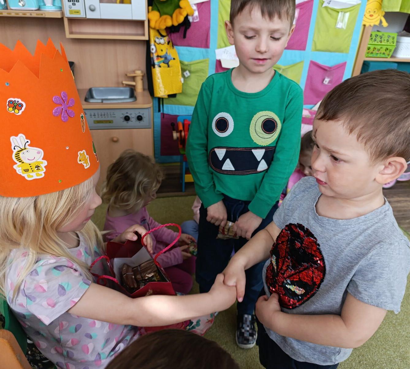 slavíme: Ivetka měla narozeniny - 12