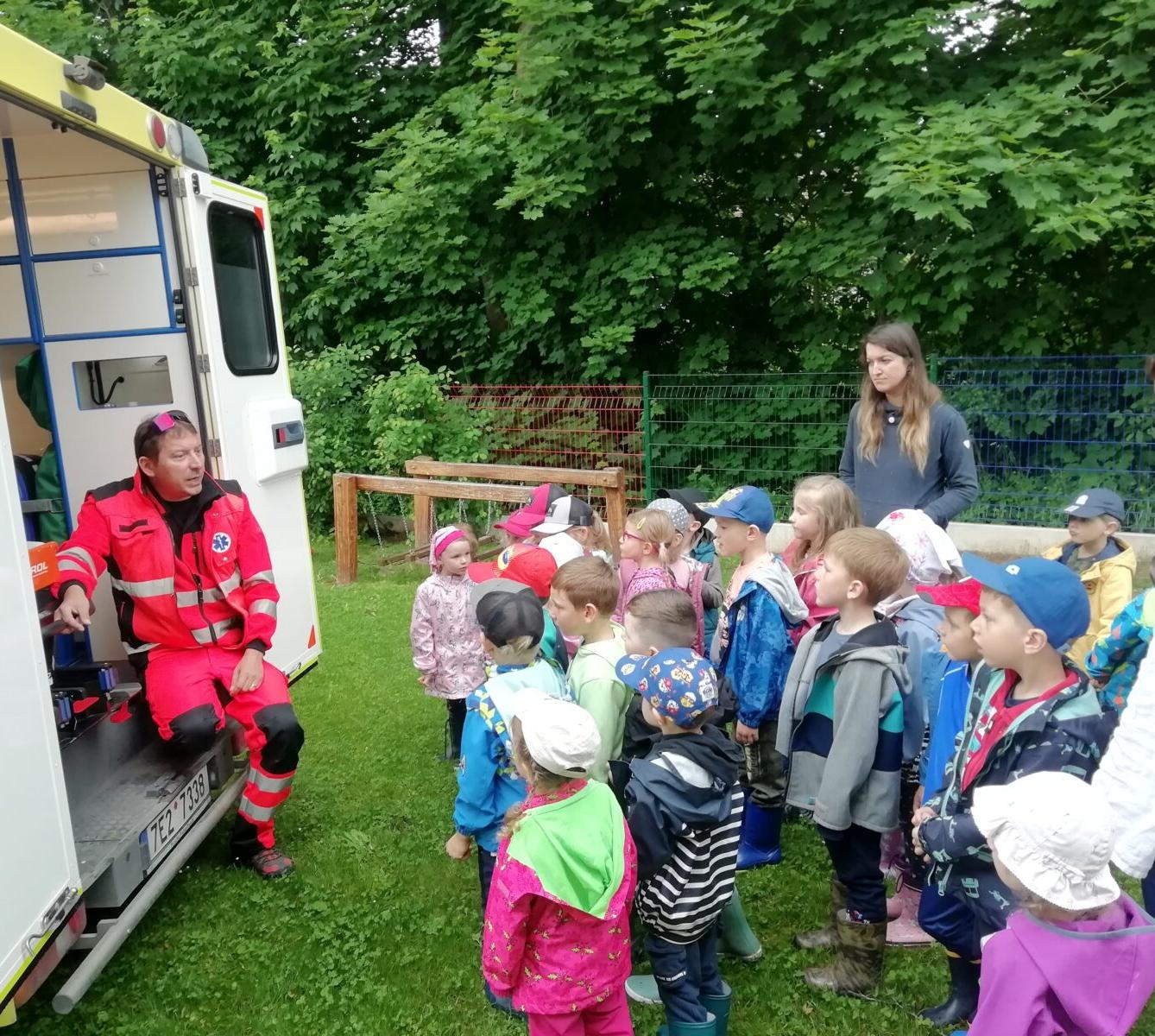 PŘEKVAPENÍ PRO DĚTI - ZÁCHRANKA - 5