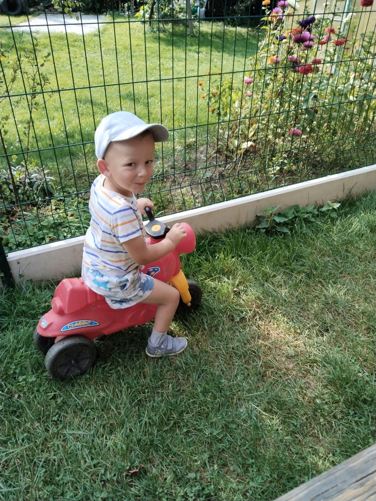 BROUČCI - HURÁ DO ŠKOLKY - 41