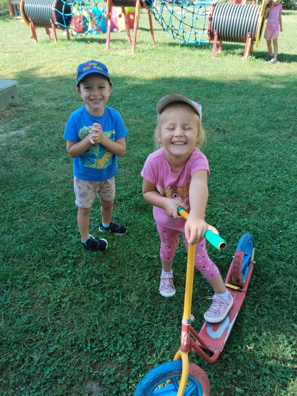 BROUČCI - HURÁ DO ŠKOLKY - 45