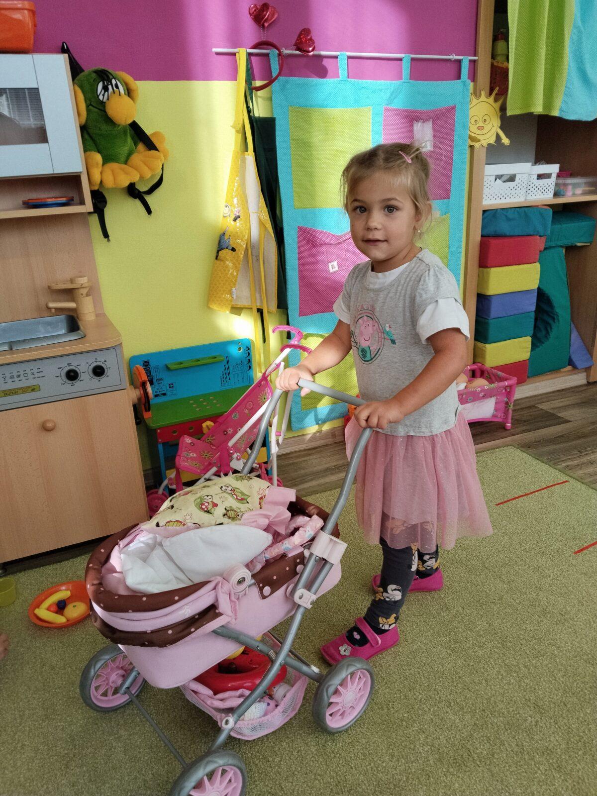 BROUČCI - HURÁ DO ŠKOLKY - 51