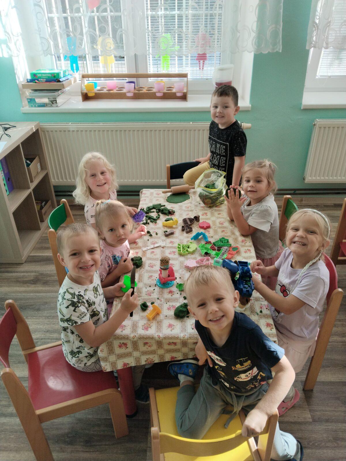 BROUČCI - HURÁ DO ŠKOLKY - 58