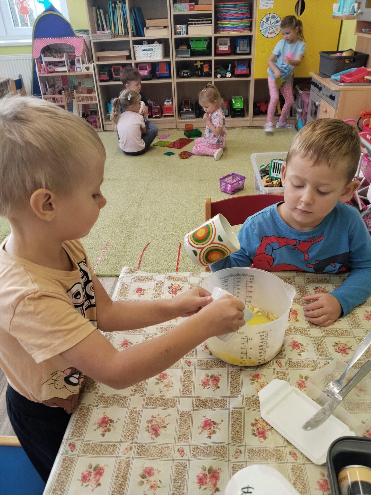 BROUČCI - HURÁ DO ŠKOLKY - 72