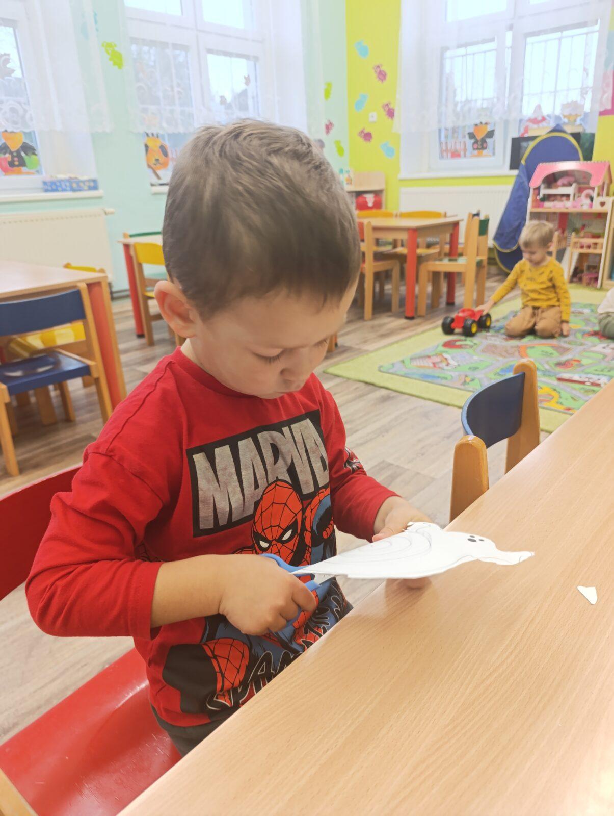 broučci: listí žloutne poletuje - 19