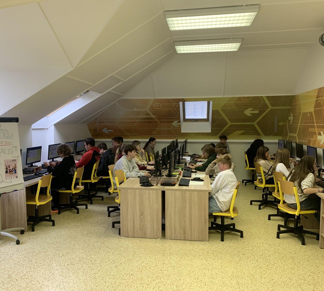 Bobřík informatiky - 11