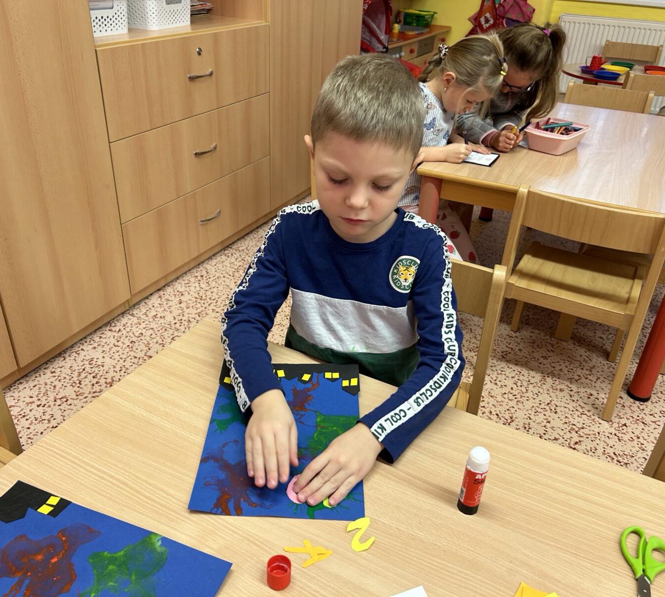 SOVIČKY: NA NOVÝ ROK O SLEPIČÍ KROK - 13