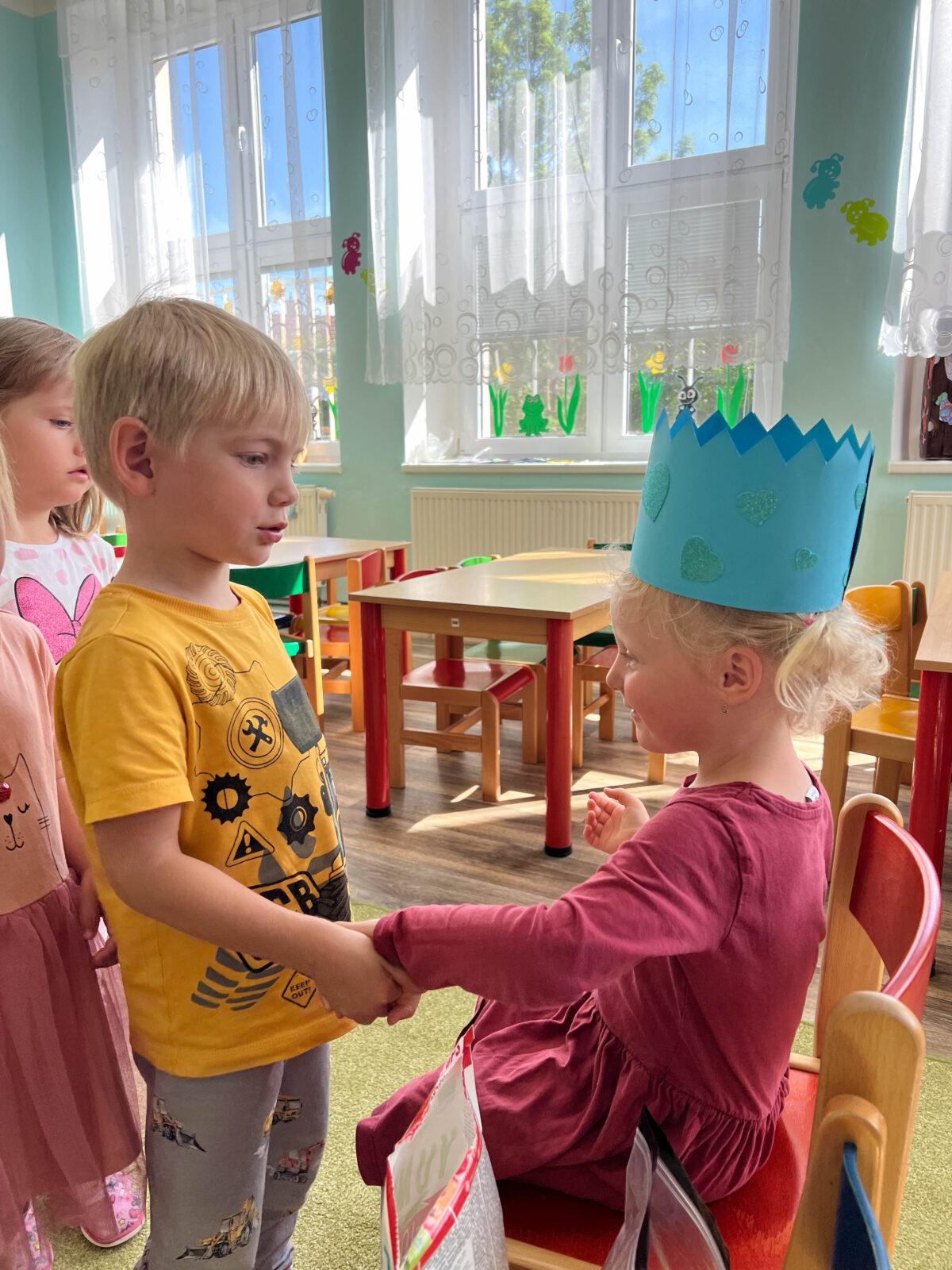 SLAVÍME: ESTERKA MĚLA NAROZENINY - 5