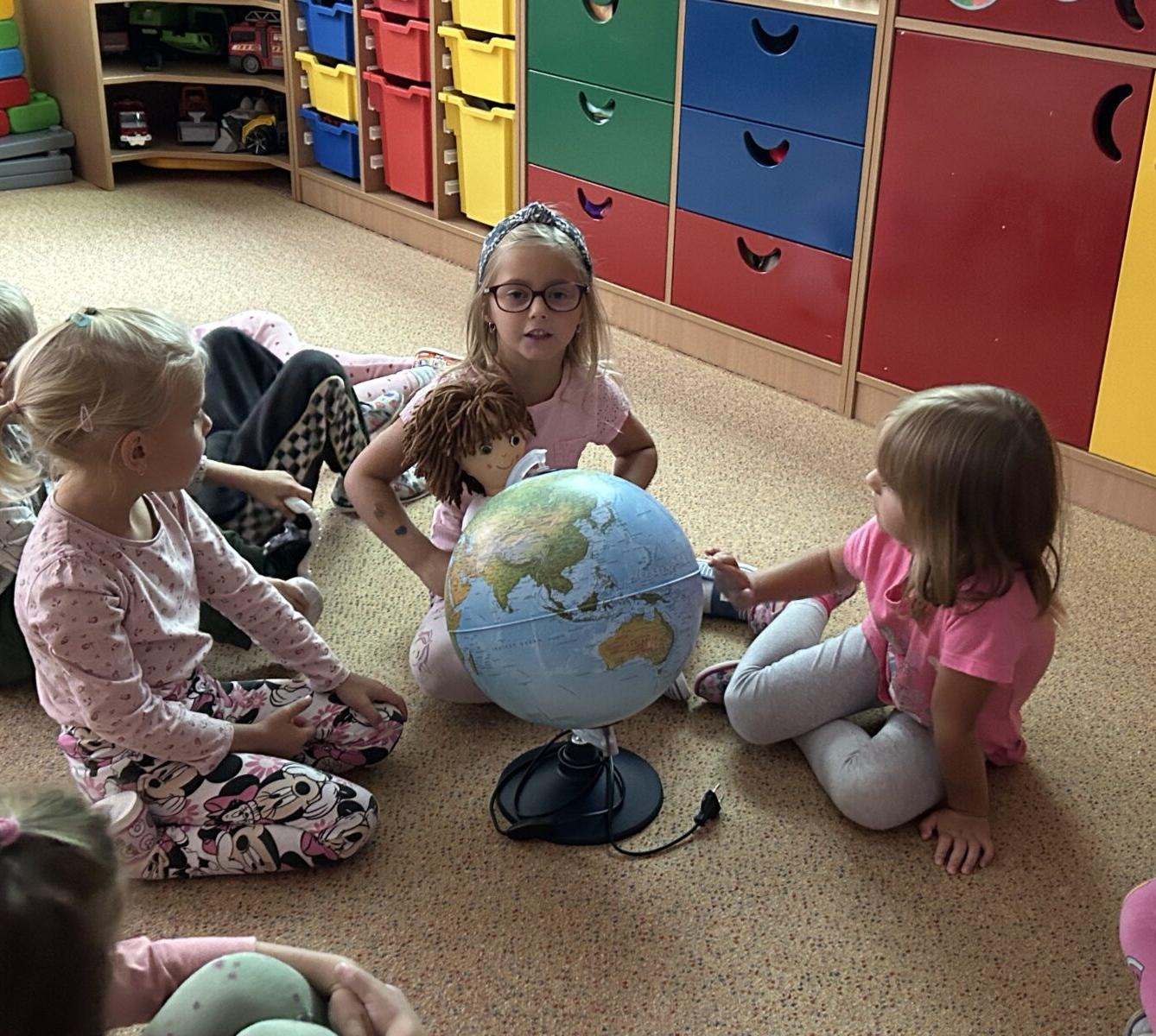 SOVIČKY: ,,MOJE MÍSTO VE ŠKOLCE" - 12