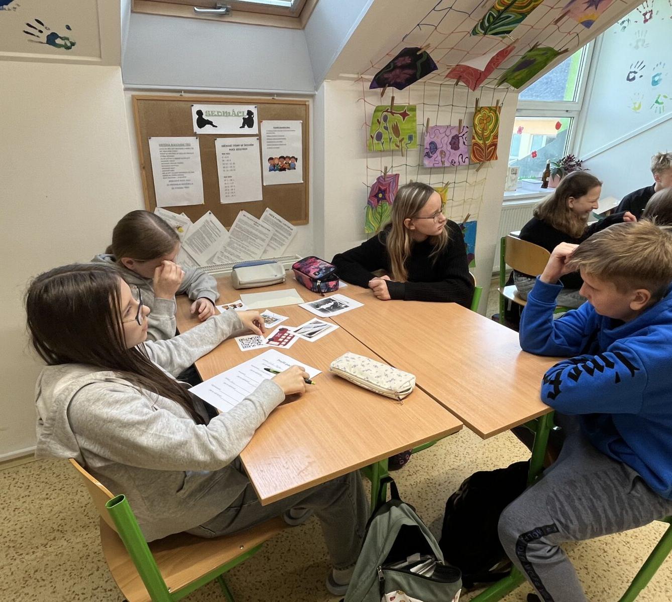 Sedmáci v zajetí detektivek - 4