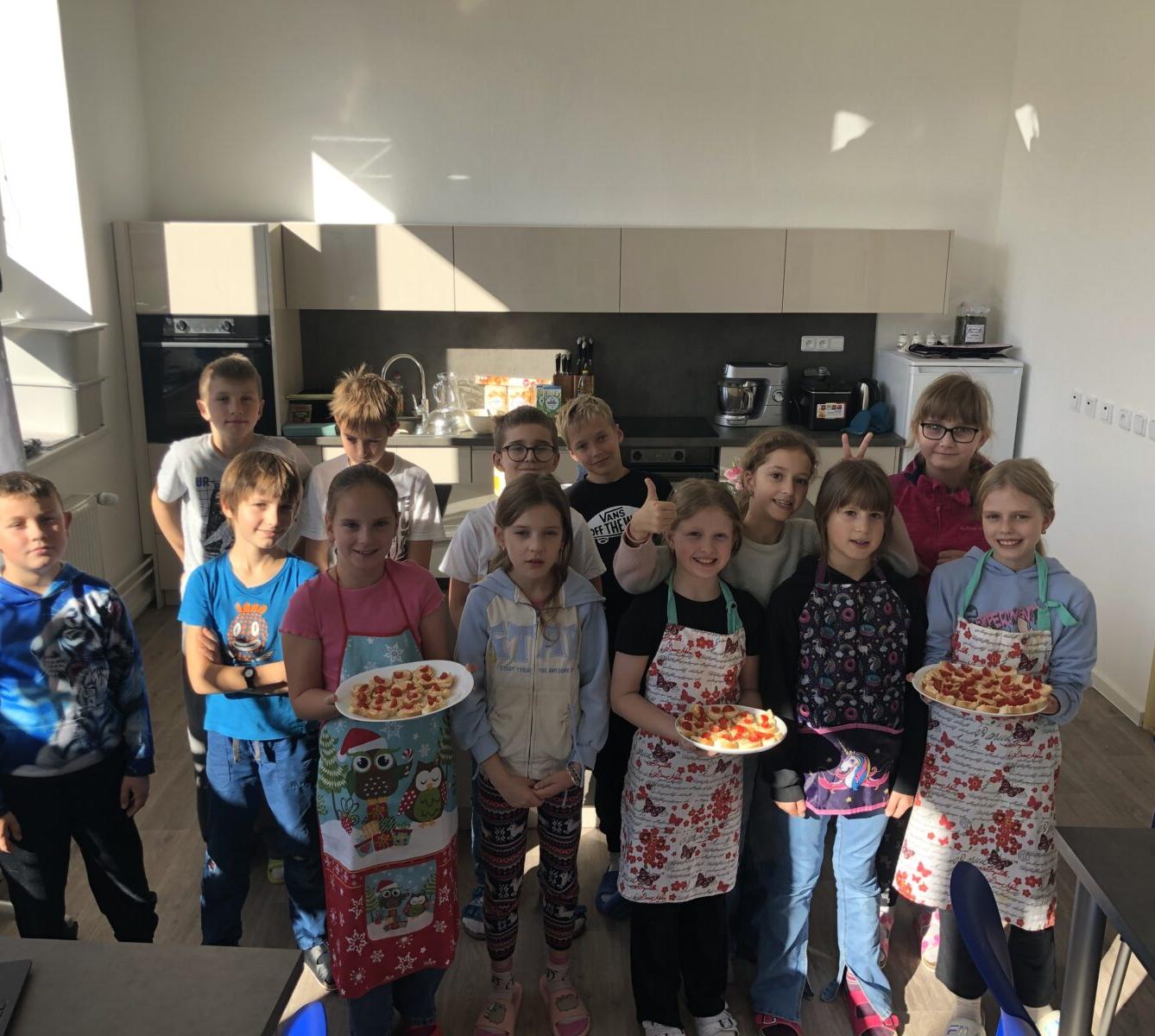 4.A v nové kuchyňce - 7