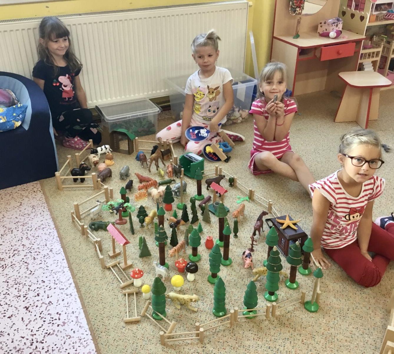 SOVIČKY: ,,LES" - 11