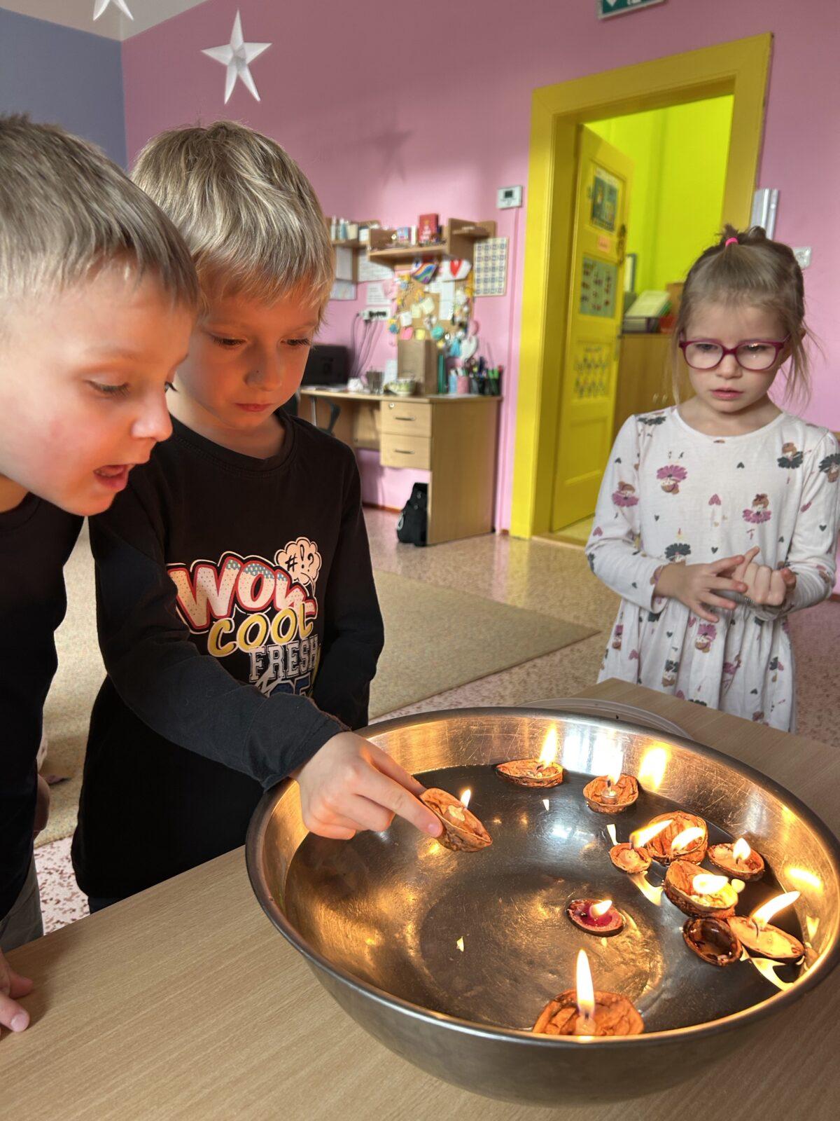 OHLÉDNUTÍ ZA VÁNOCI - 27