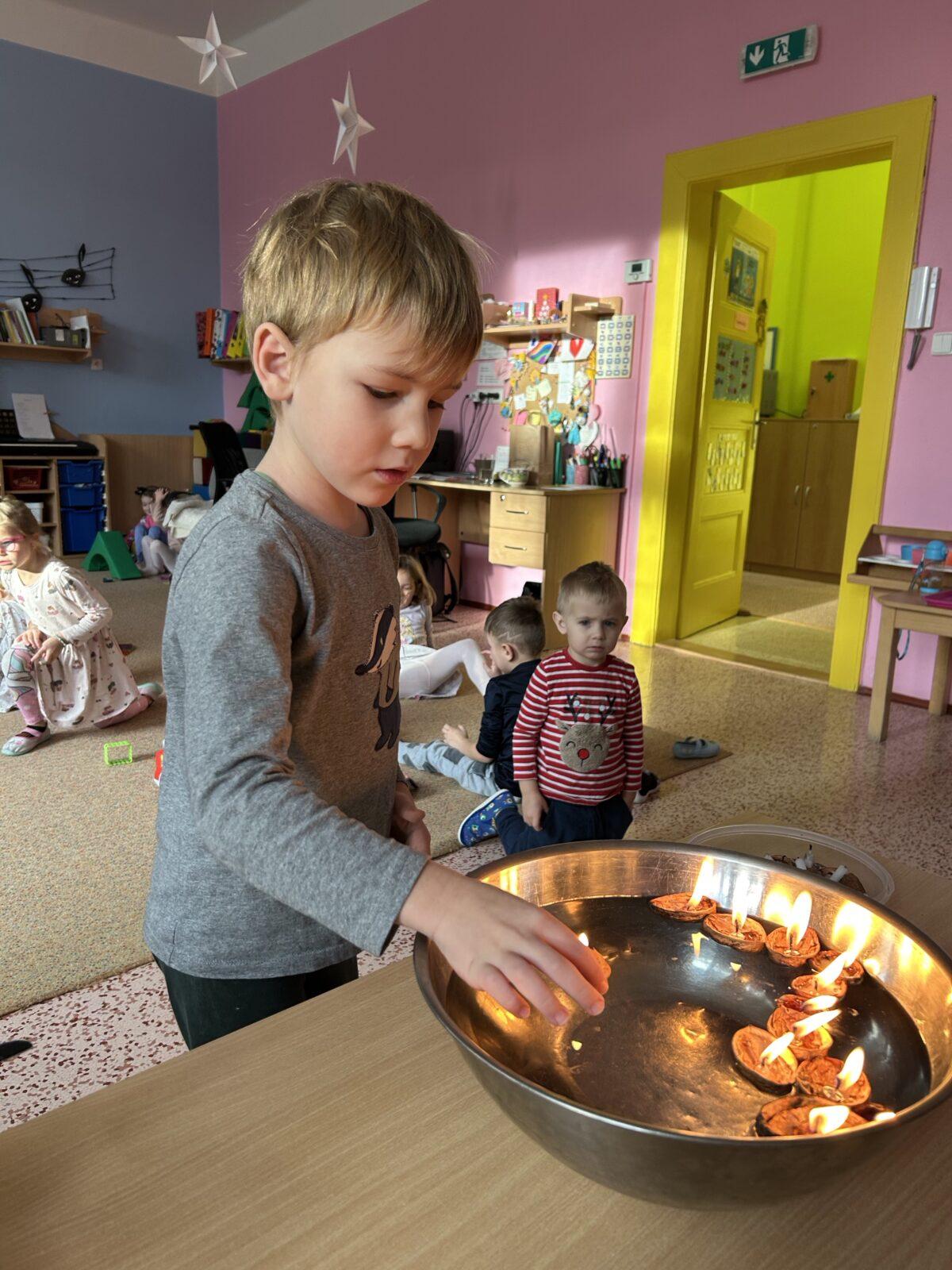 OHLÉDNUTÍ ZA VÁNOCI - 31