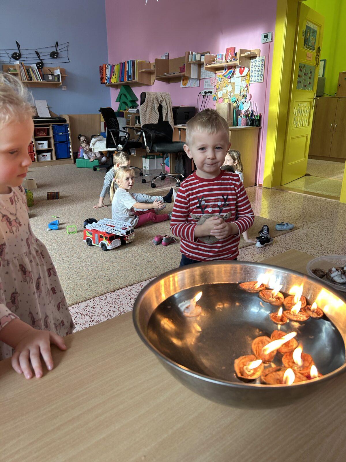 OHLÉDNUTÍ ZA VÁNOCI - 34