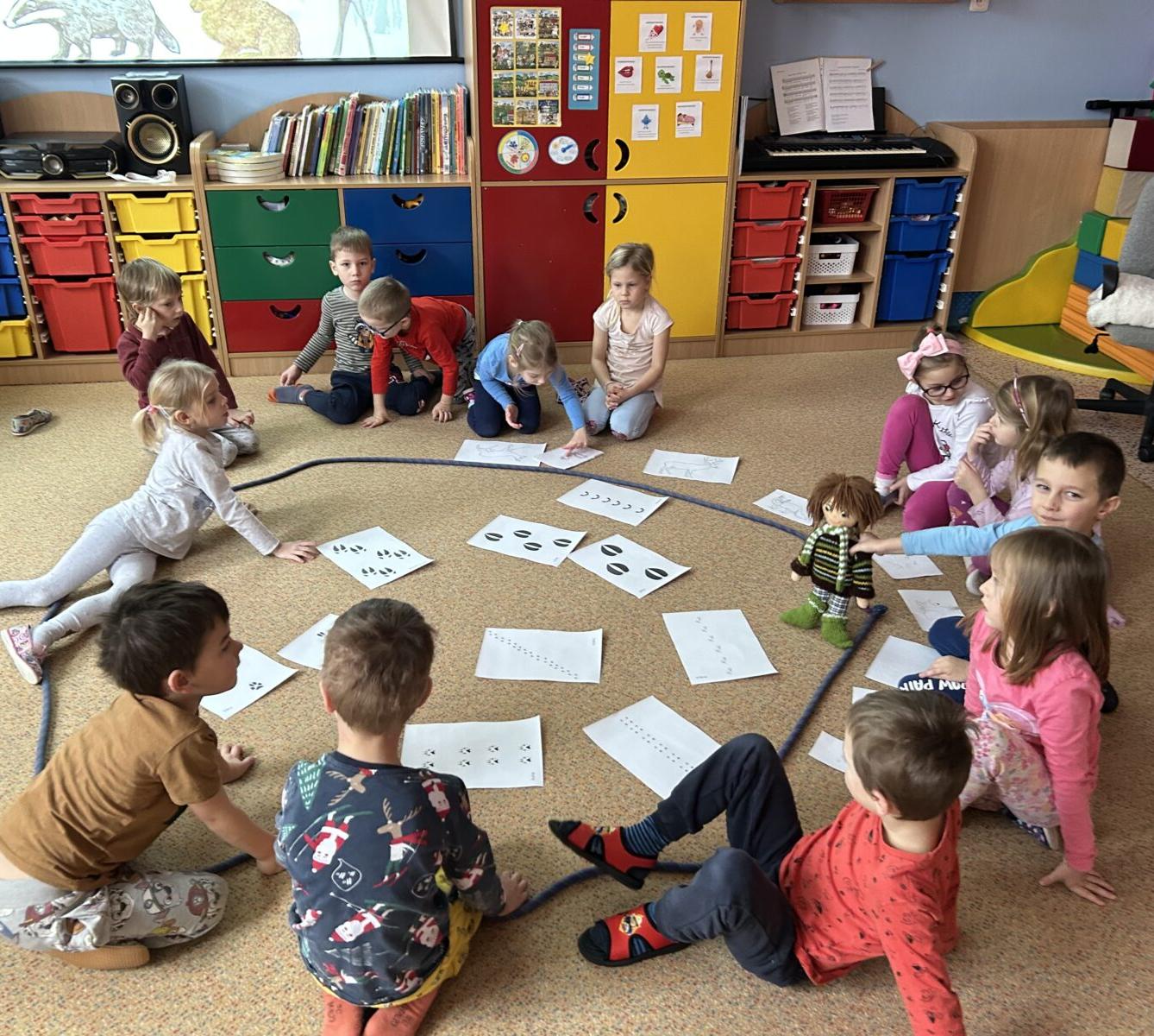 SOVIČKY: ,,CO DĚLAJÍ ZVÍŘATA V ZIMĚ" - 4