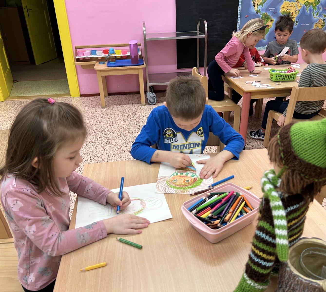 SOVIČKY: ,,CO DĚLAJÍ ZVÍŘATA V ZIMĚ" - 12