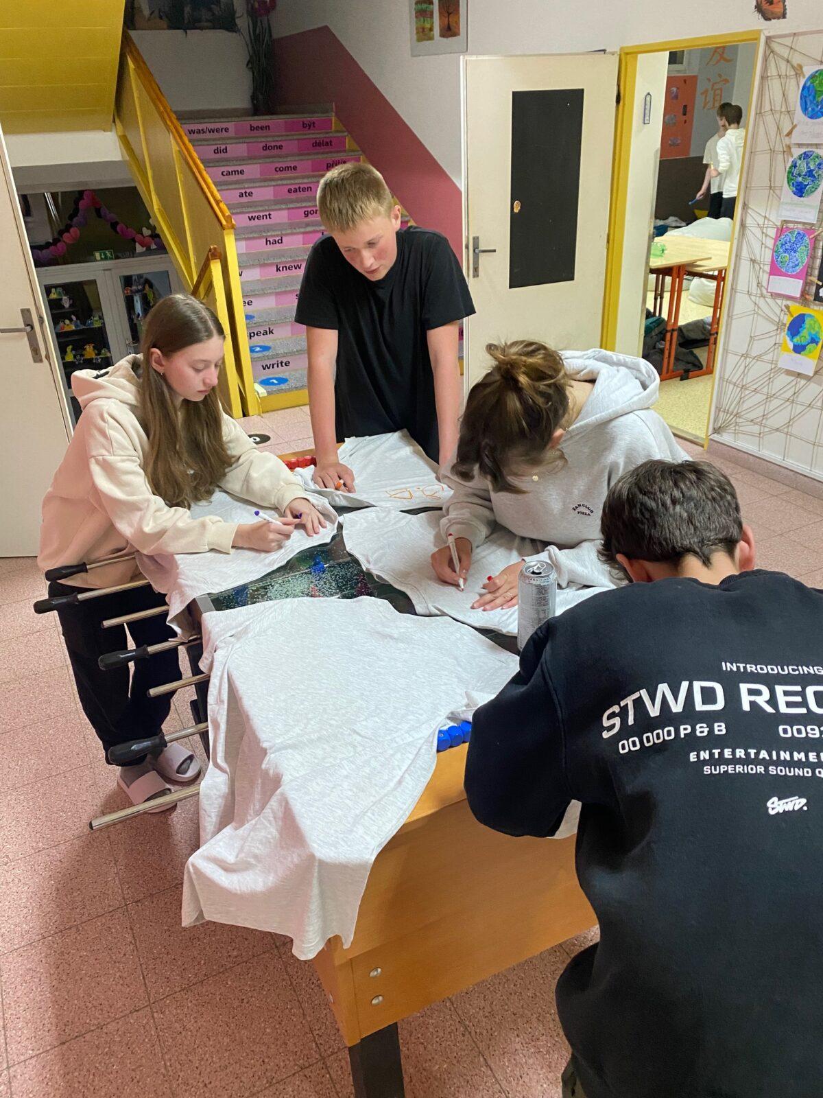 Spaní ve škole - 8. B - 26