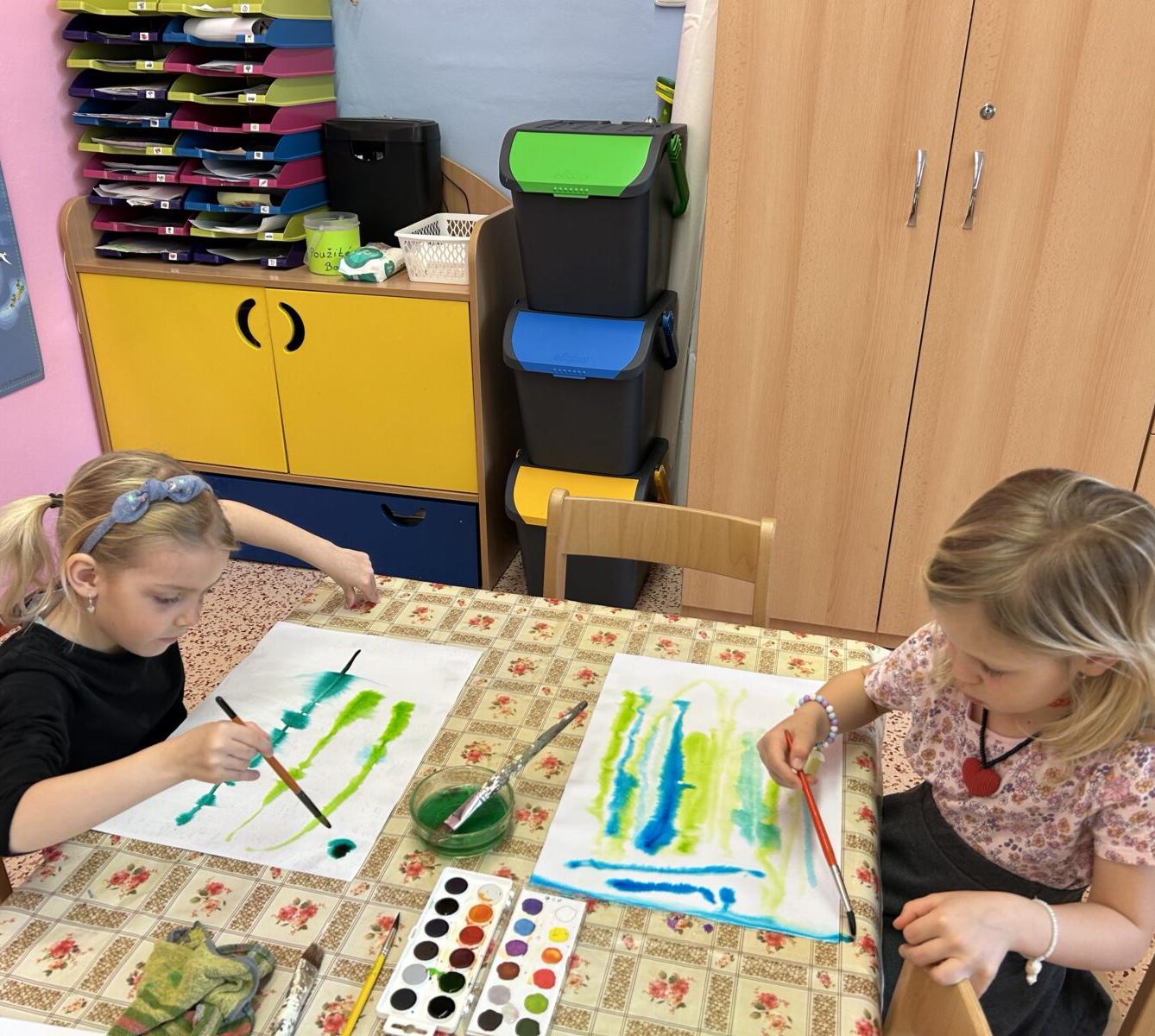 SOVIČKY: ,,O ZAKLETÝCH STROMECH, PŘIŠLO JARO DO VSI" - 32