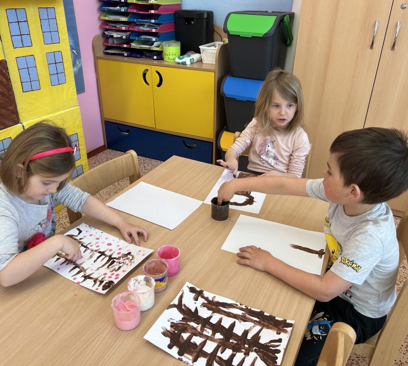 SOVIČKY: ,,O ZAKLETÝCH STROMECH, PŘIŠLO JARO DO VSI" - 46