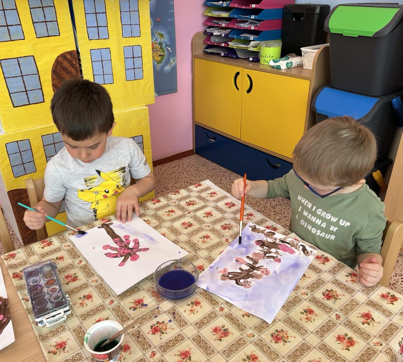 SOVIČKY: ,,O ZAKLETÝCH STROMECH, PŘIŠLO JARO DO VSI" - 49