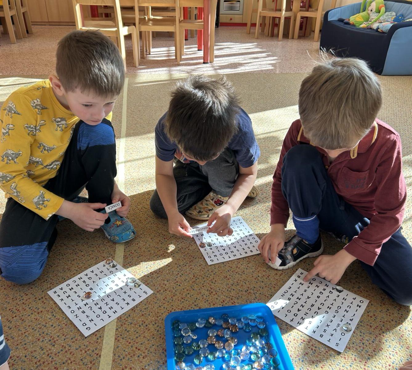 SOVIČKY: TĚŠÍME SE DO ŠKOLY - 16