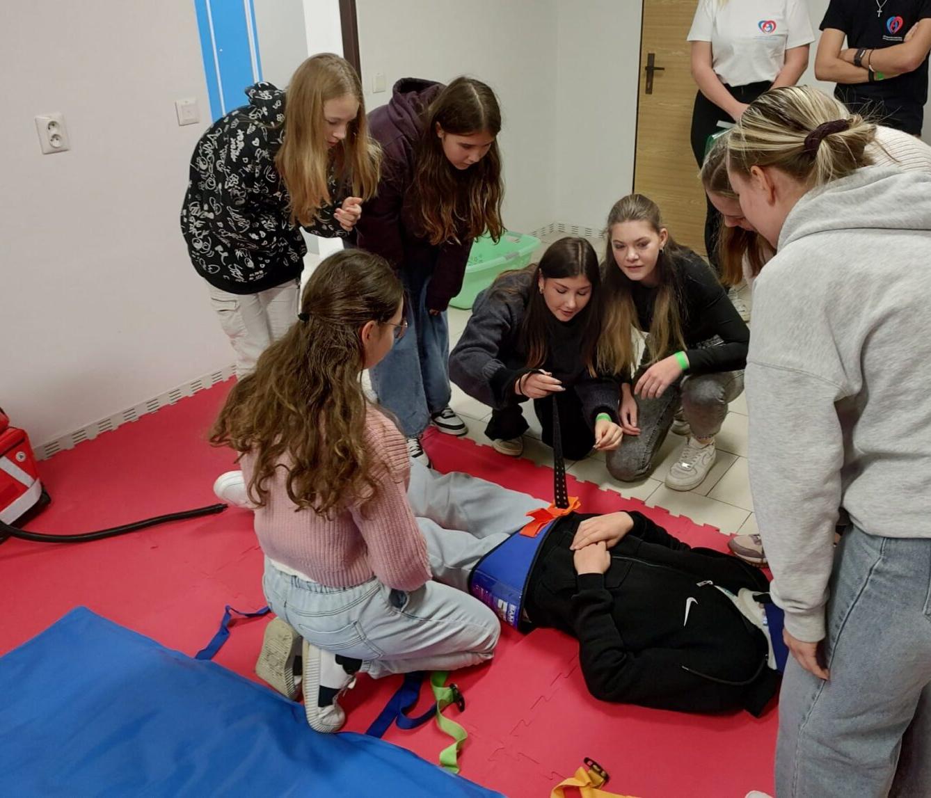 Deváťáčky na ZDRAVOhrátkách - 1