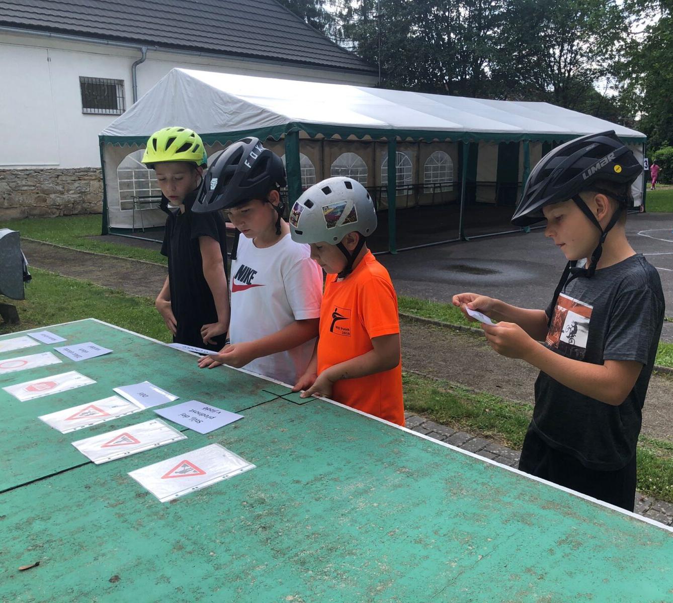 Dopravní výchova na hřišti ZŠ Libchavy - 9