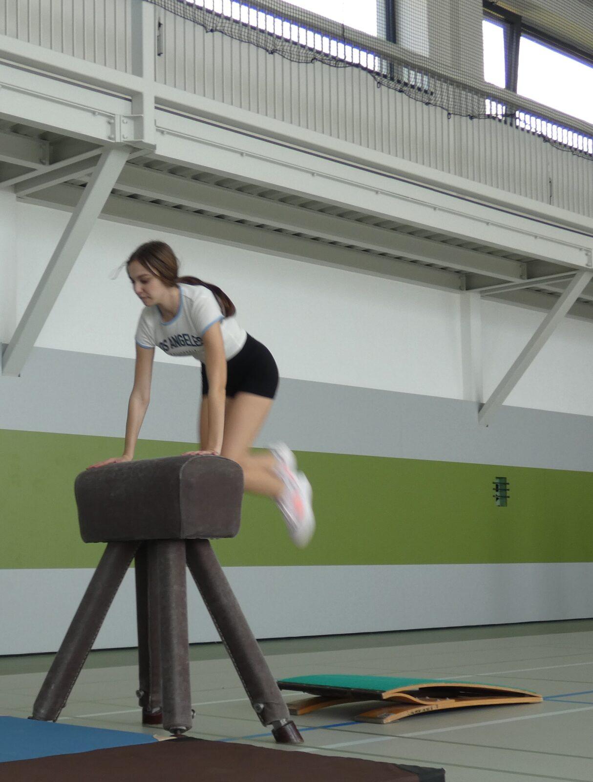 XVIII. ročník Sportovní gymnastiky na II.st. - 4