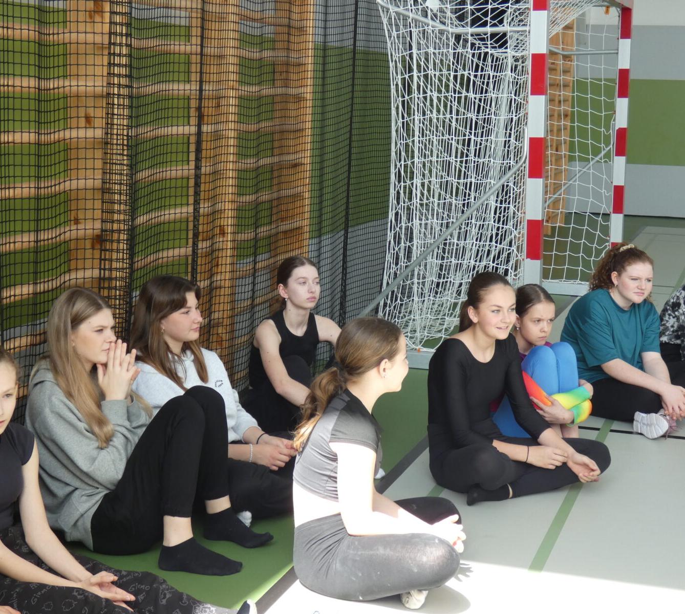 XVIII. ročník SPORTOVNNÍ GYMNASTIKY II.st - 8