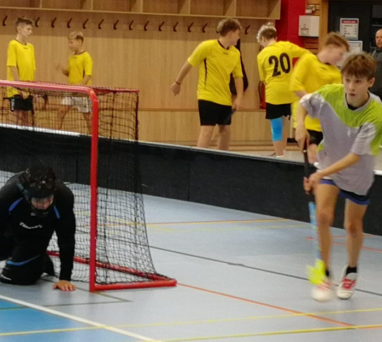 okresní kolo ve florbale - 3