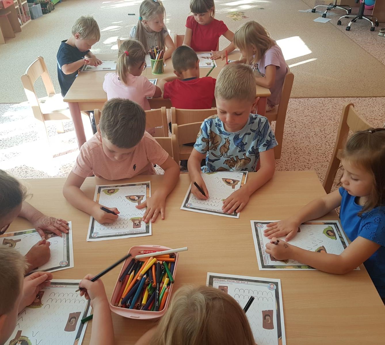 SOVIČKY: ,,LES" - 18