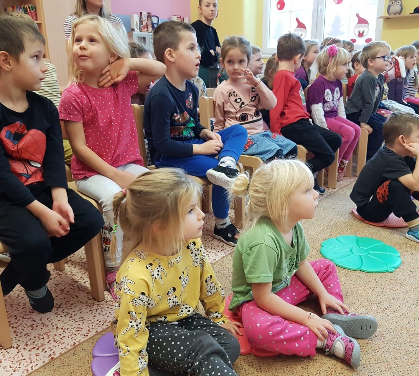 divadýlko: ,,JAK ČERTÍ JELITO A KOPYTO VAŘILI VTIPNOU KAŠI" - 9