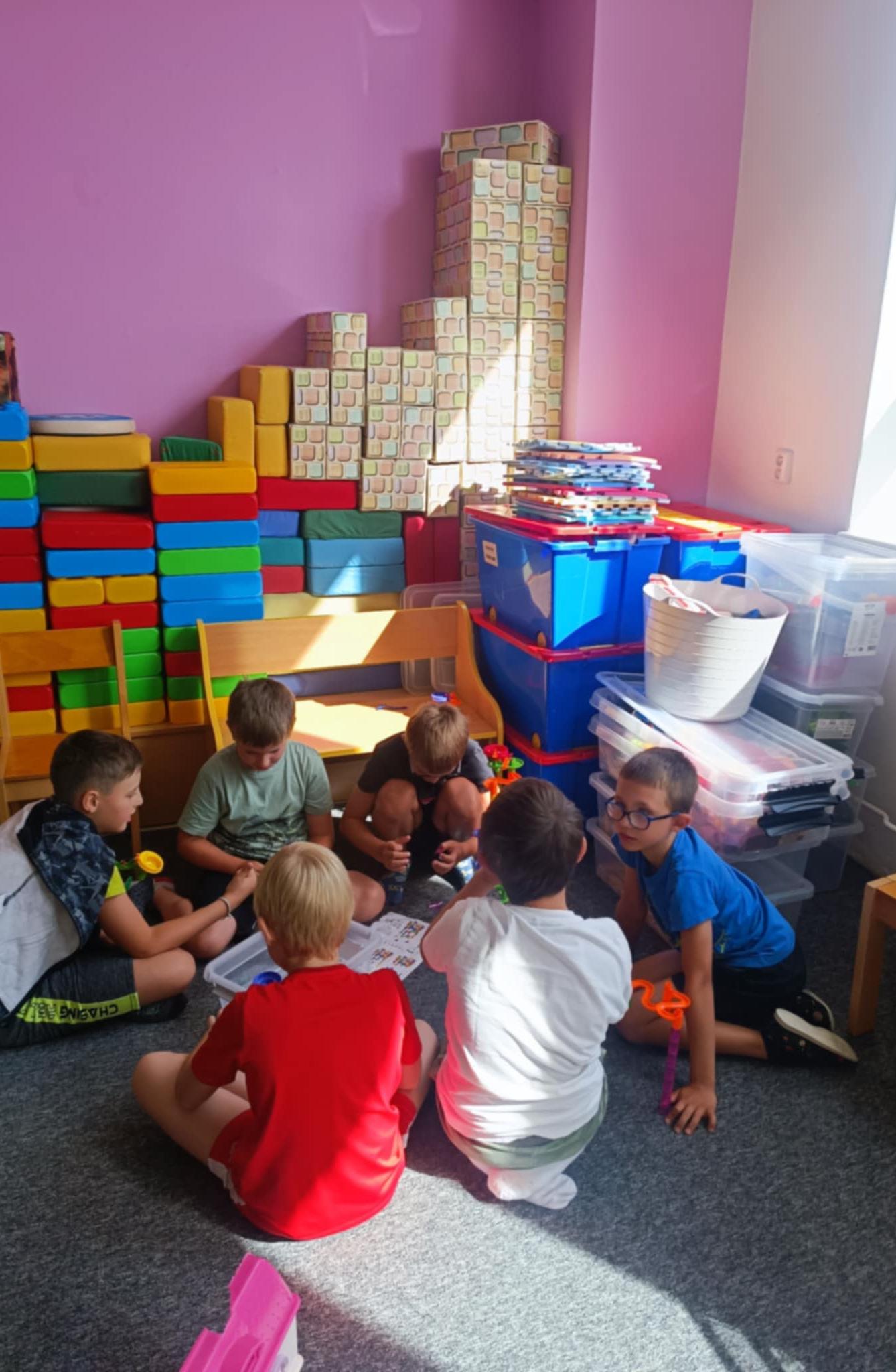 Týden plný zábavy II - pondělí - 29