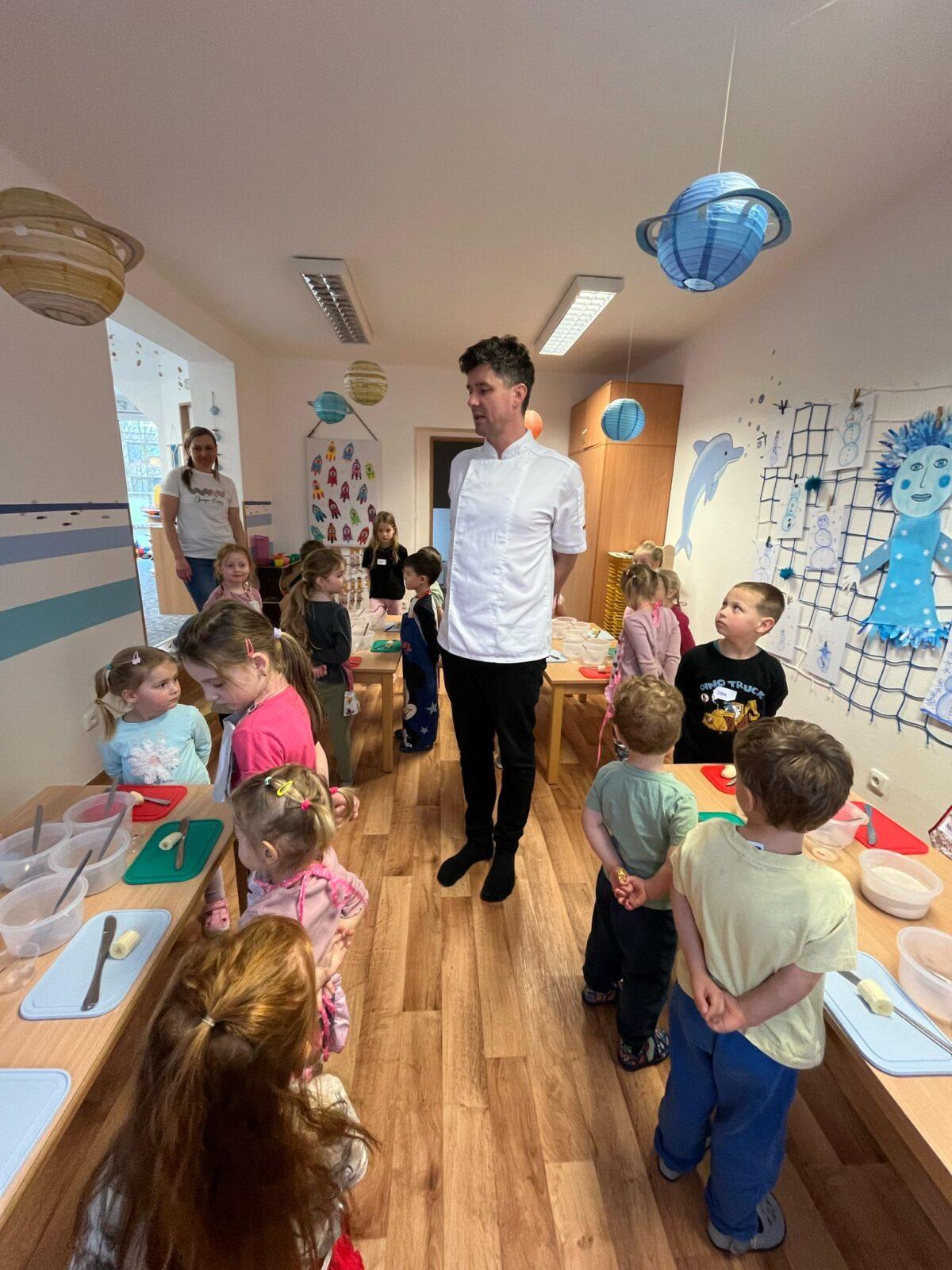 Pan kuchař a pečení muffinů - 20