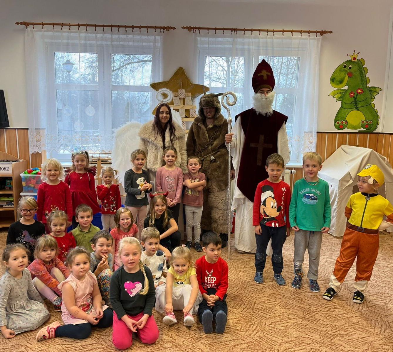 Mikuláš, anděl a čert ve školce - 14