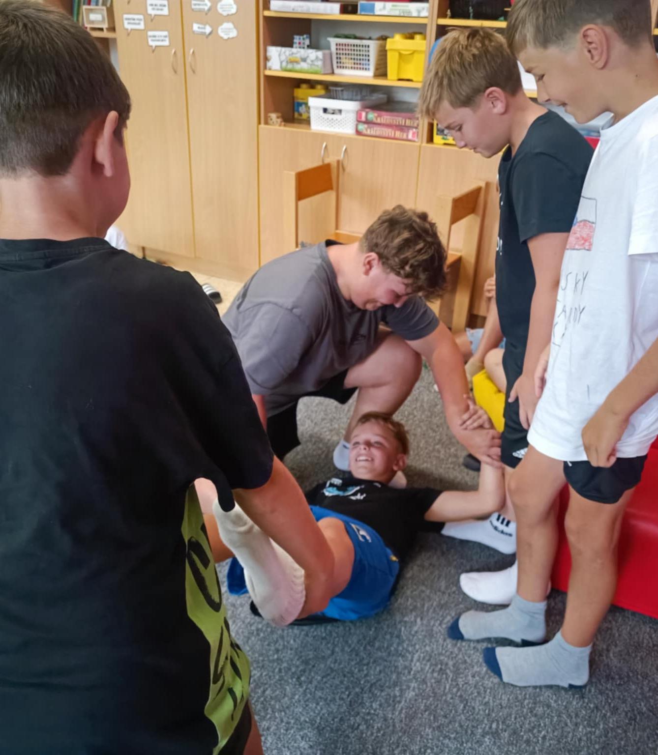 TÝDEN PLNÝ ZÁBAVY II - čtvrtek - 64