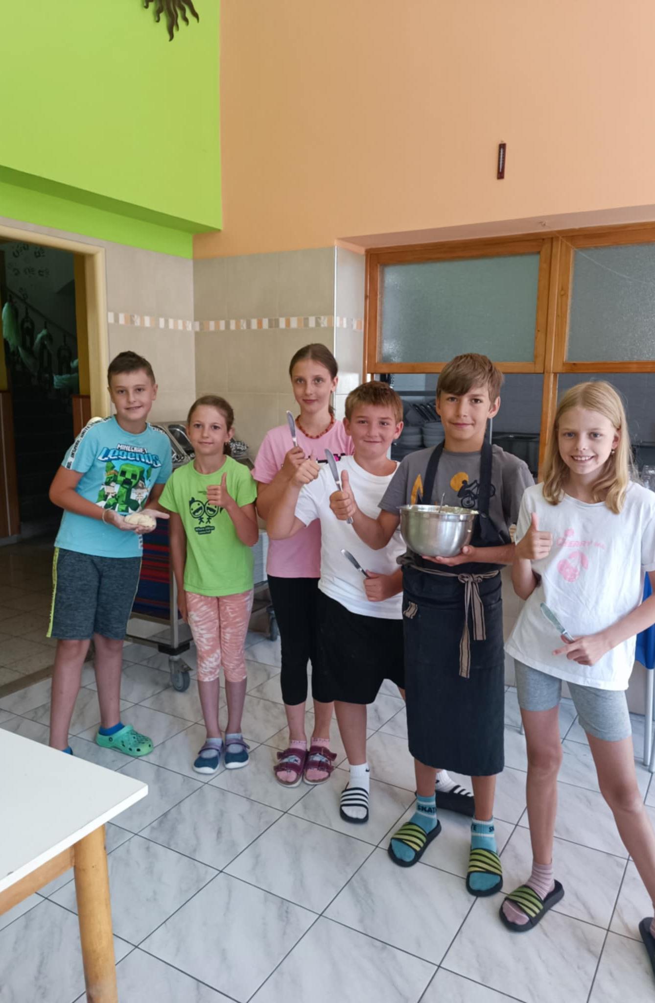 Týden plný zábavy II - úterý - 24