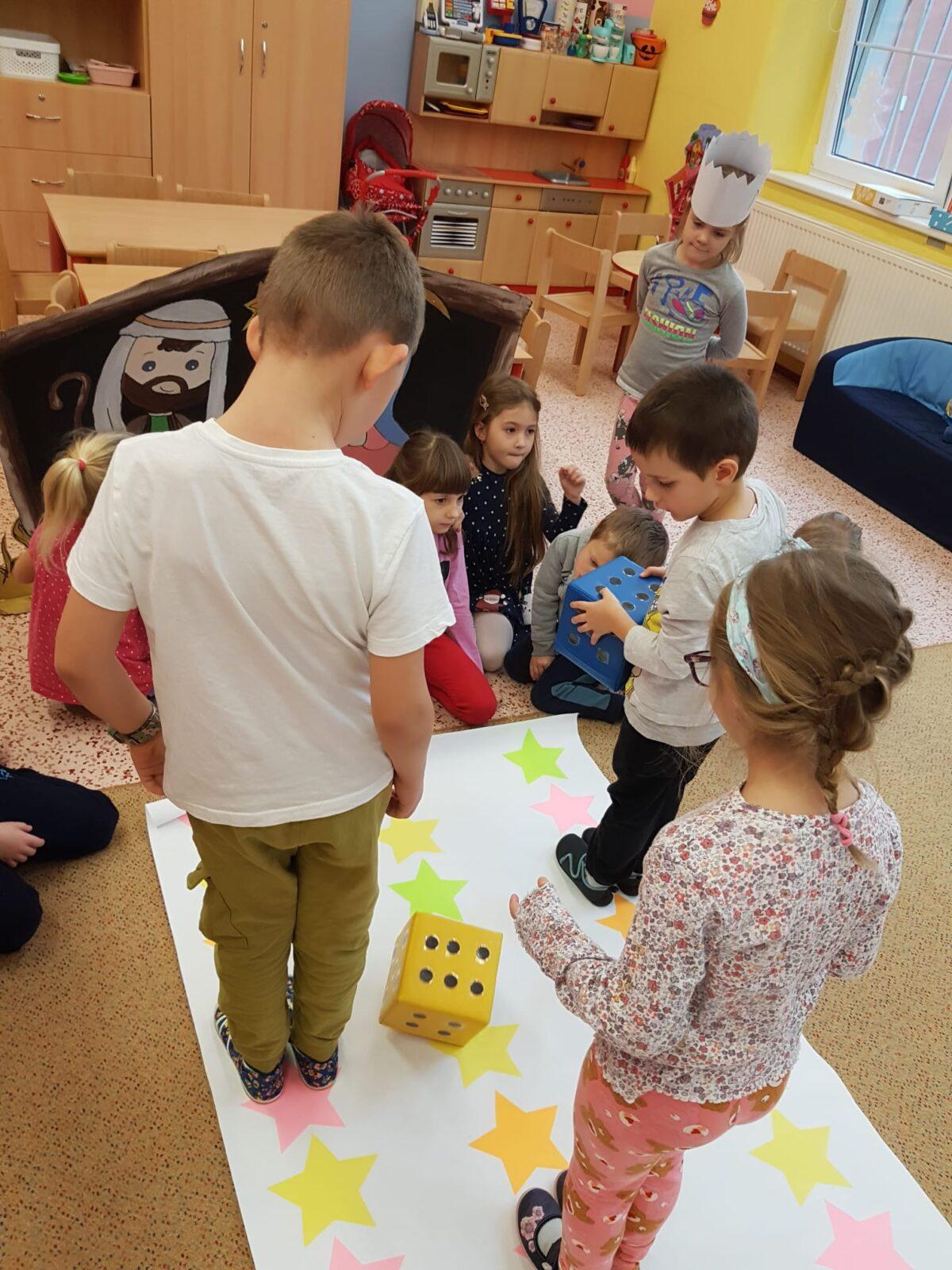 SOVIČKY: NA NOVÝ ROK O SLEPIČÍ KROK - 24