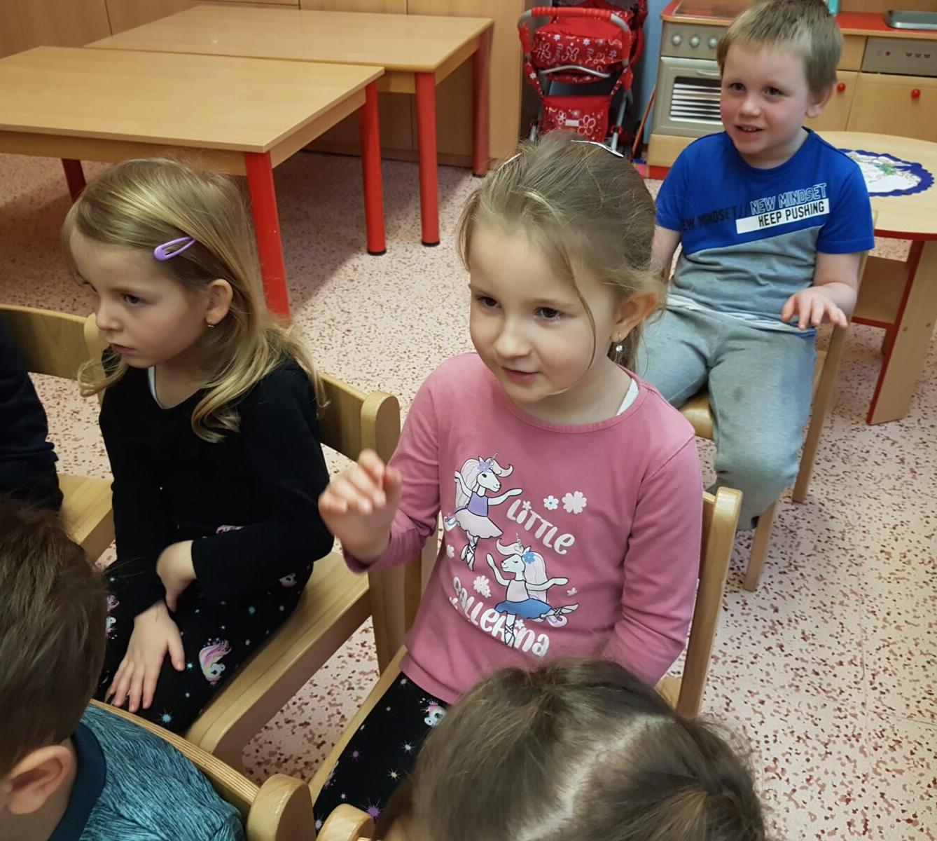 DIVADÉLKO: ,,JAK ZVÍŘÁTKA NAŠLA NOVÝ DOMOV" - 11