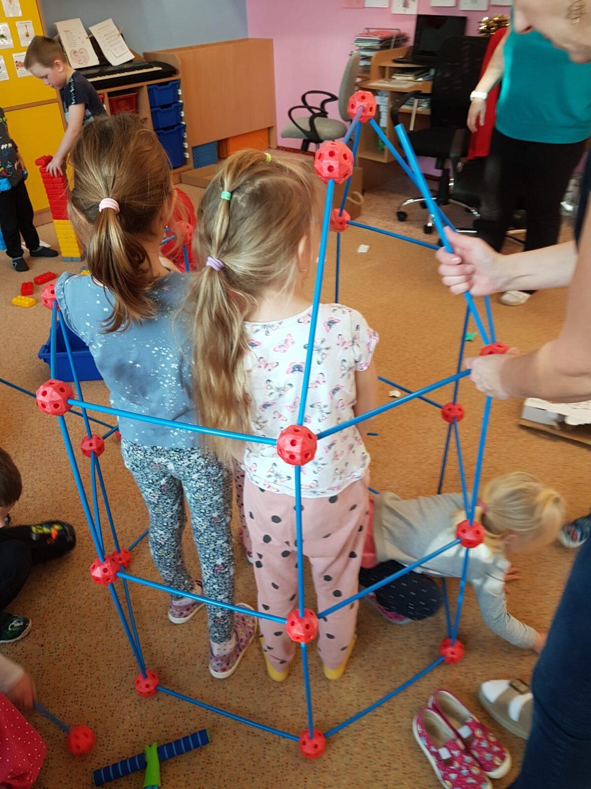 JEŽÍŠEK VE ŠKOLCE - 26