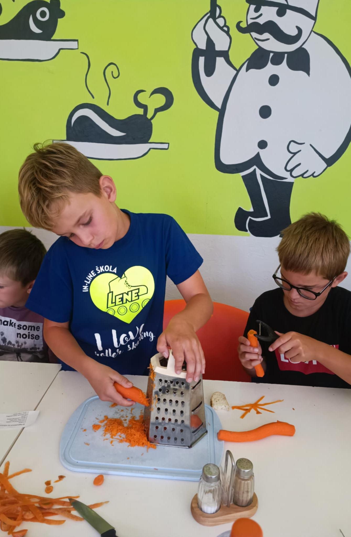 Týden plný zábavy II - úterý - 26