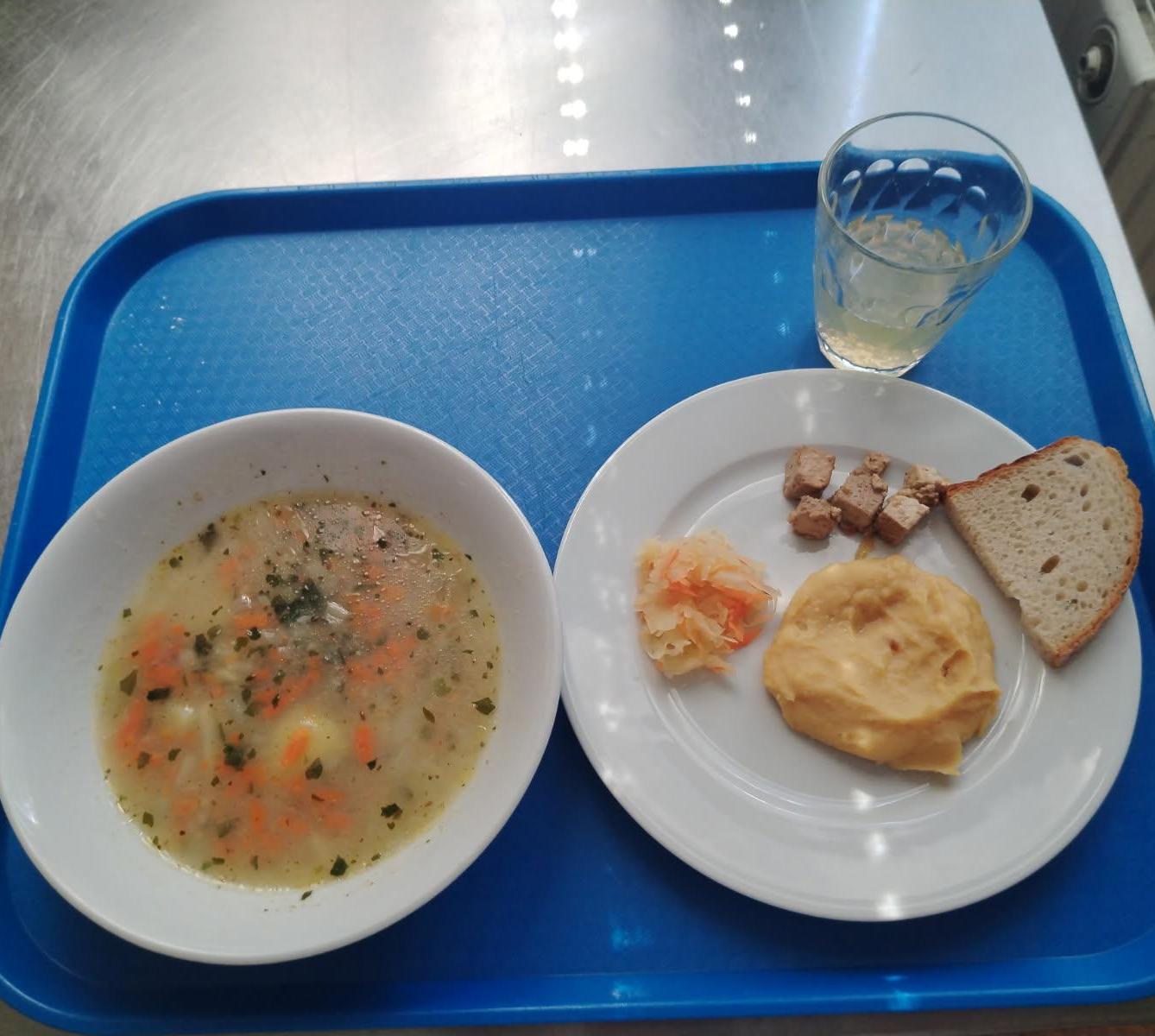 Okénko do školní a školkové kuchyně - 29