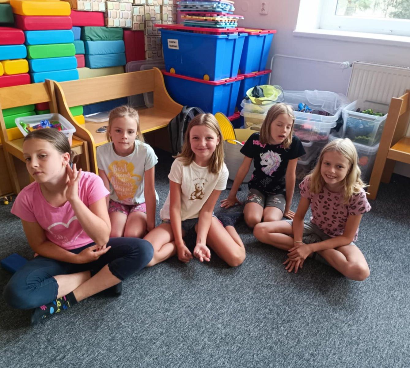 TÝDEN PLNÝ ZÁBAVY II - čtvrtek - 74