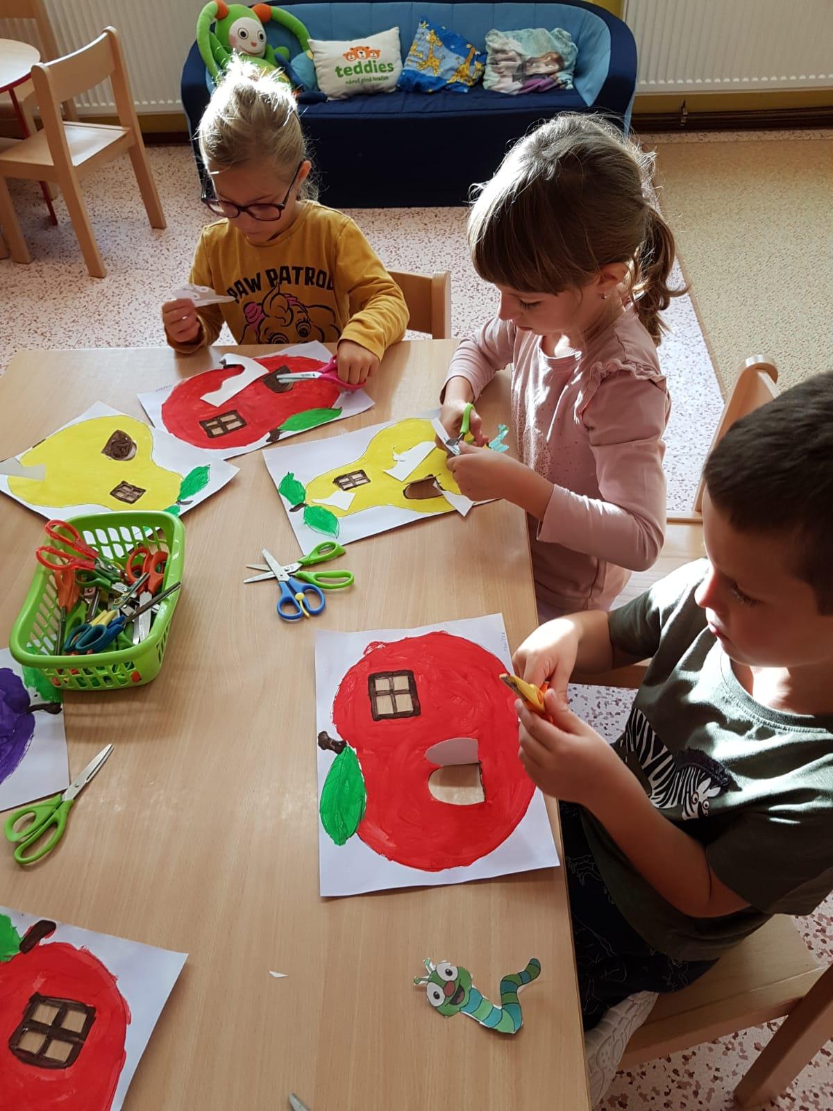 SOVIČKY: ,,ČAS JABLÍČKOVÉ VŮNĚ" - 36