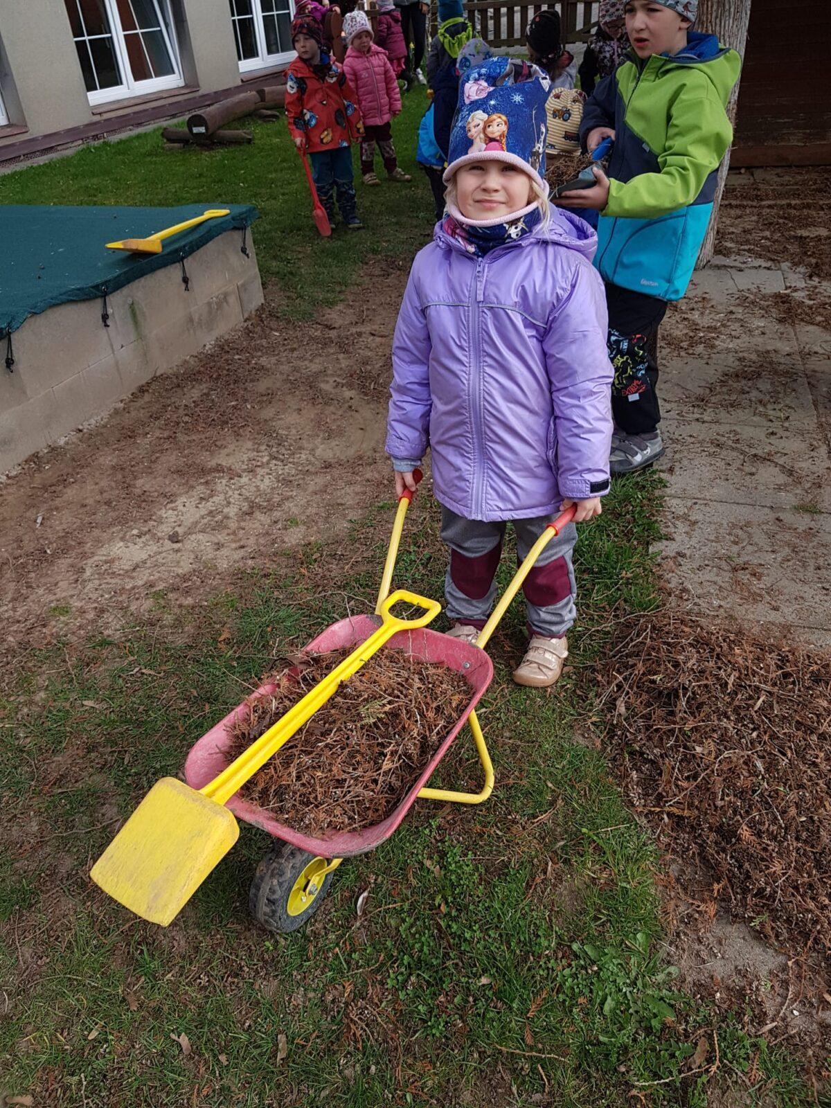 užíváme si pobyt venku - 35