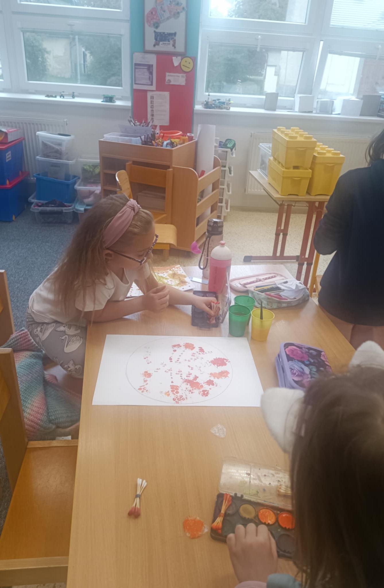 ŠKOLNÍ DRUŽINA - 2. ODDĚLENÍ -PODZIM - 107