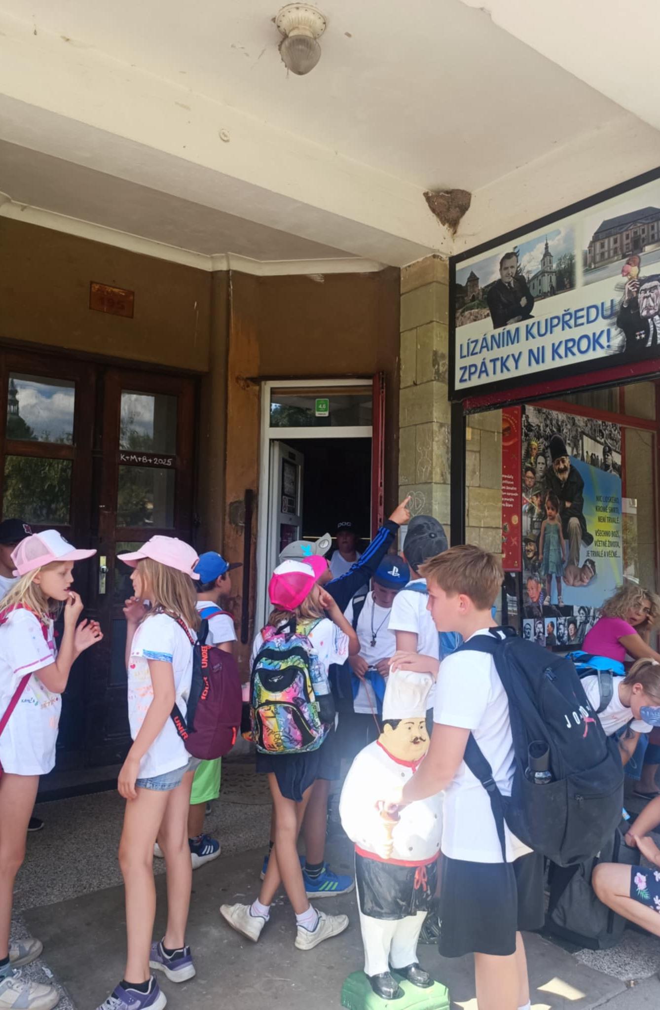 TÝDEN PLNÝ ZÁBAVY II - STŘEDA - 77